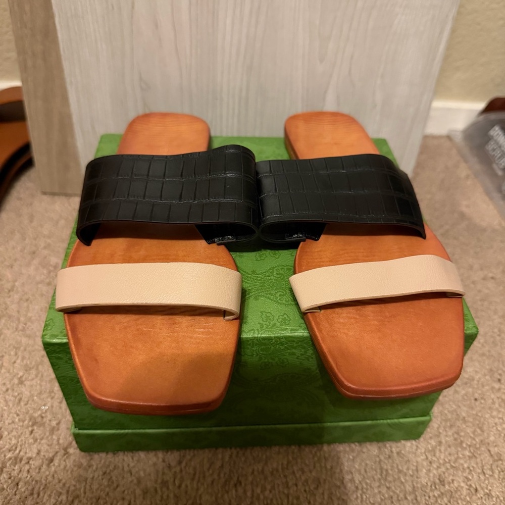 BAMBOO Black and Tan Square-Toe Sandals